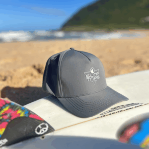 Boné Cinza Surf Trips